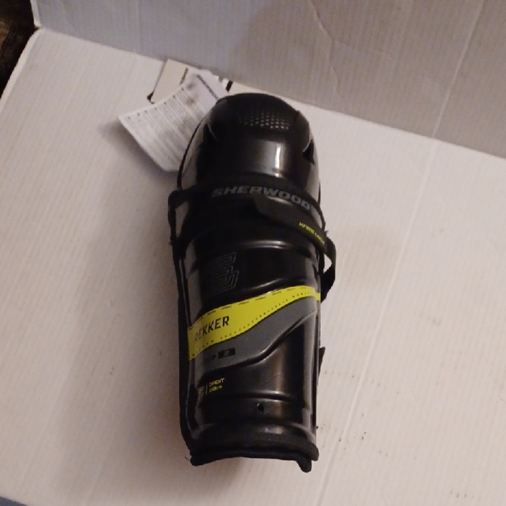 4/$80 New Sherwood Hockey Shin Guard (Right Only) - Size 11 (Sr)